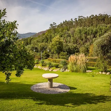 Quinta Do Rio Geres Farmház *
